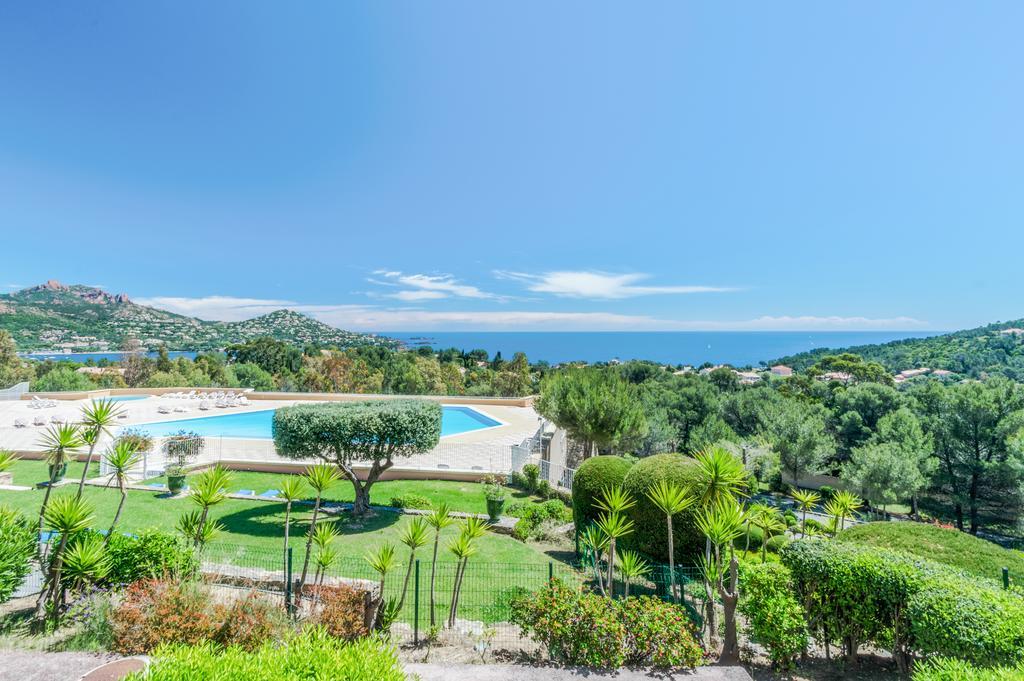Residence Le Hameau Cap Esterel - Maeva Home Saint-Raphaël Exteriör bild